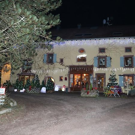 Auberge De La Charriole Taintrux Bagian luar foto