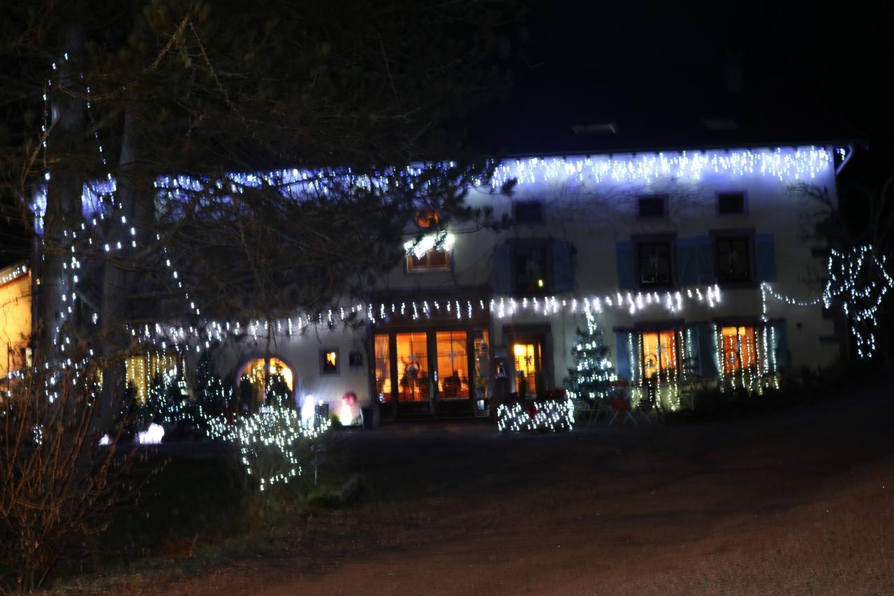 Auberge De La Charriole Taintrux Bagian luar foto
